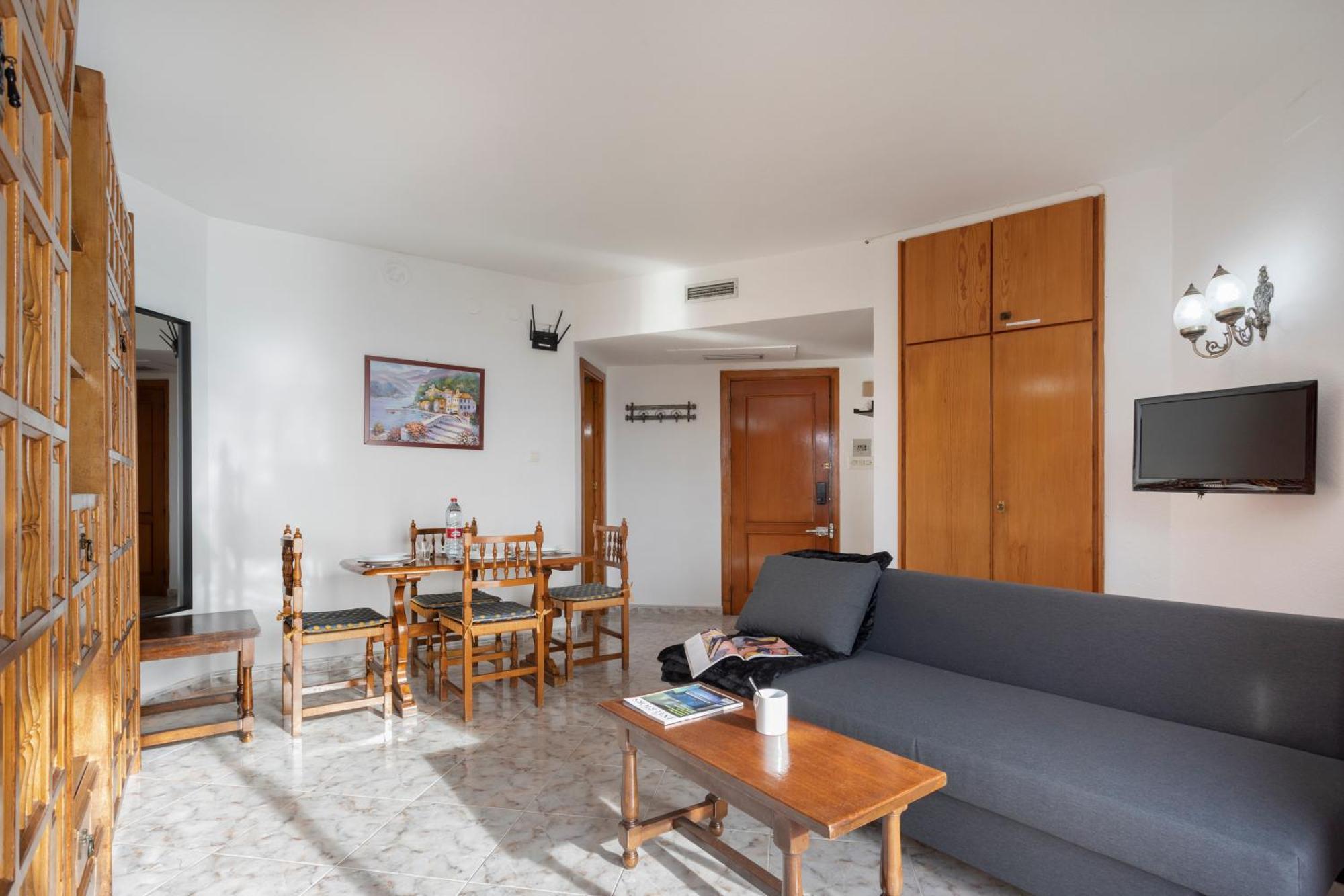 1004 - Beachfront On El Paseo, 4 Pers - Air Conditionning - Wi-fi - Smart Tv * Almuñécar