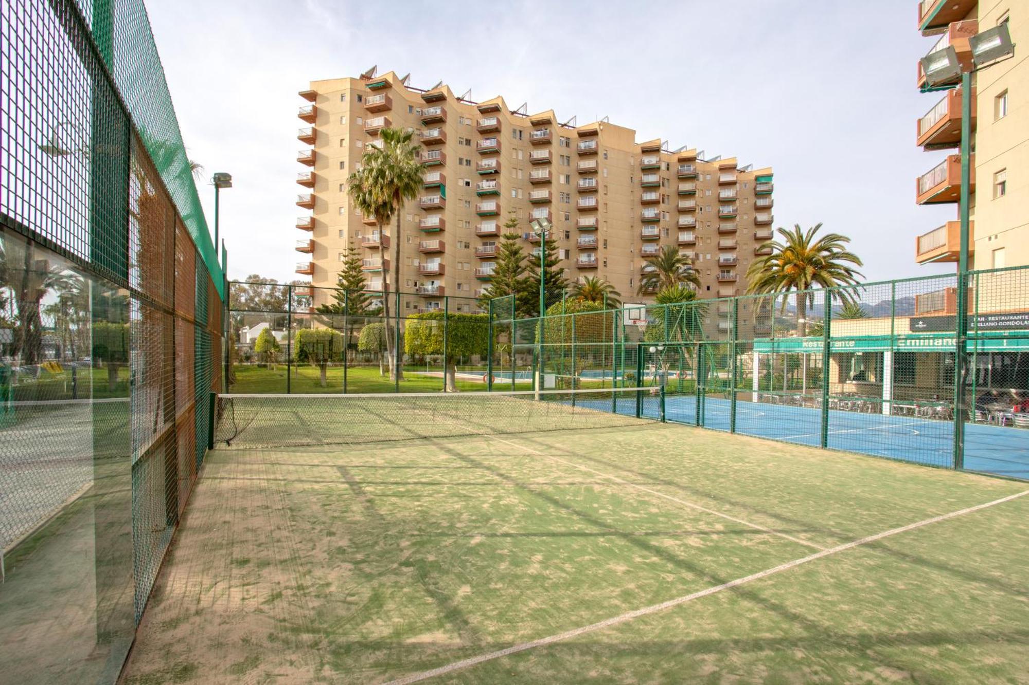 1004 - Beachfront On El Paseo, 4 Pers - Air Conditionning - Wi-fi - Smart Tv Apartment *